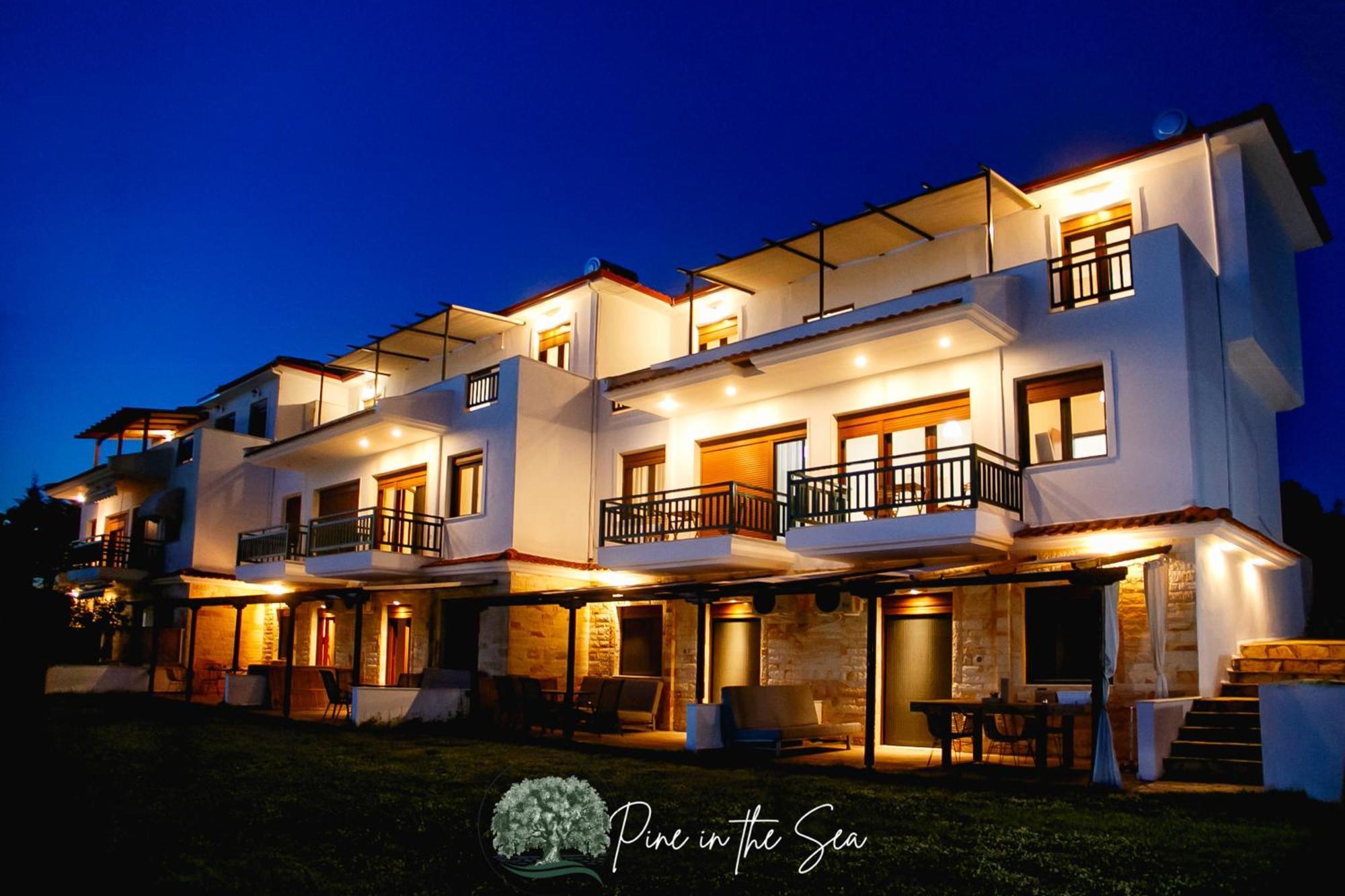 Ferienwohnung Pine In The Sea Nikiti-Sithonia Exterior foto