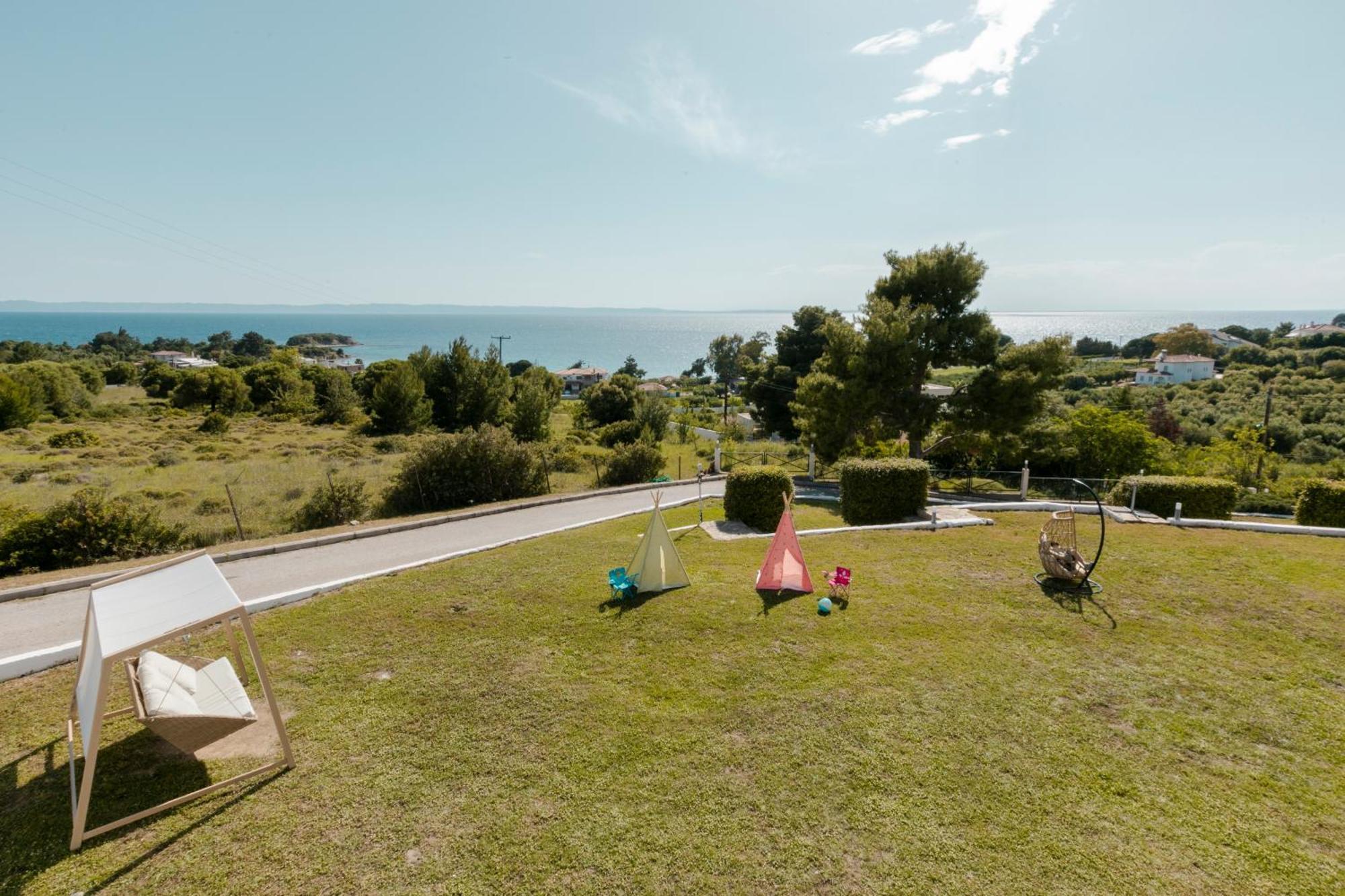 Ferienwohnung Pine In The Sea Nikiti-Sithonia Exterior foto