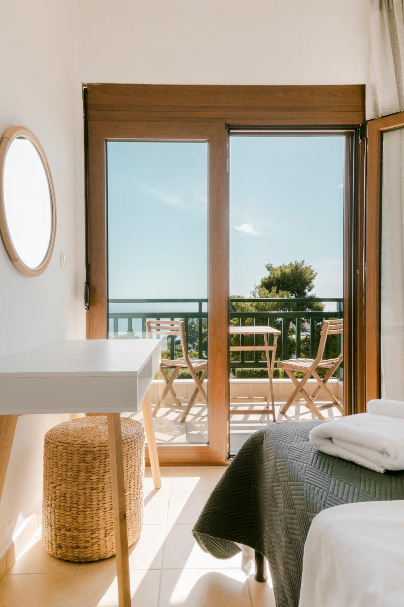Ferienwohnung Pine In The Sea Nikiti-Sithonia Exterior foto
