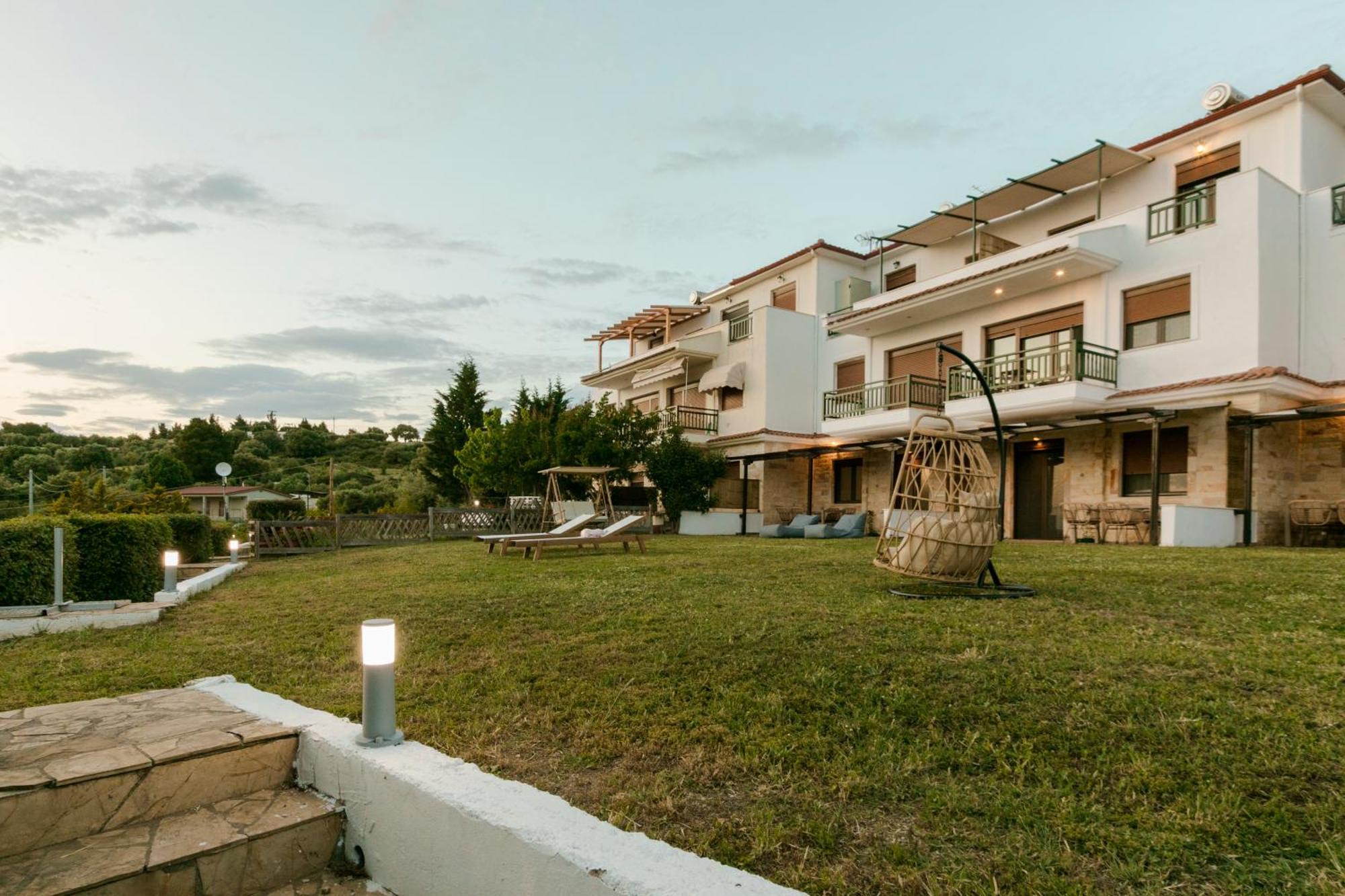 Ferienwohnung Pine In The Sea Nikiti-Sithonia Exterior foto